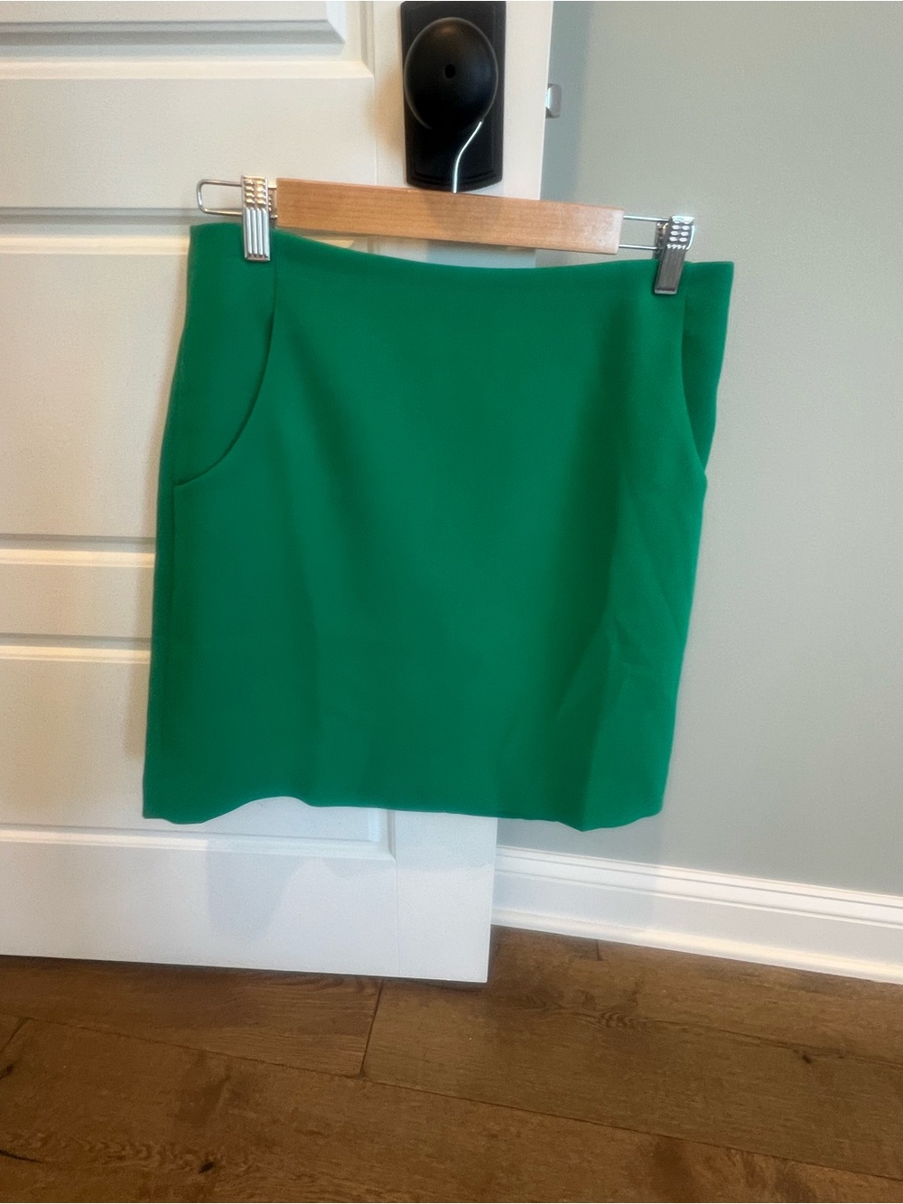 Women’s J. Crew Factory Emerald Green Skirt-Size 8